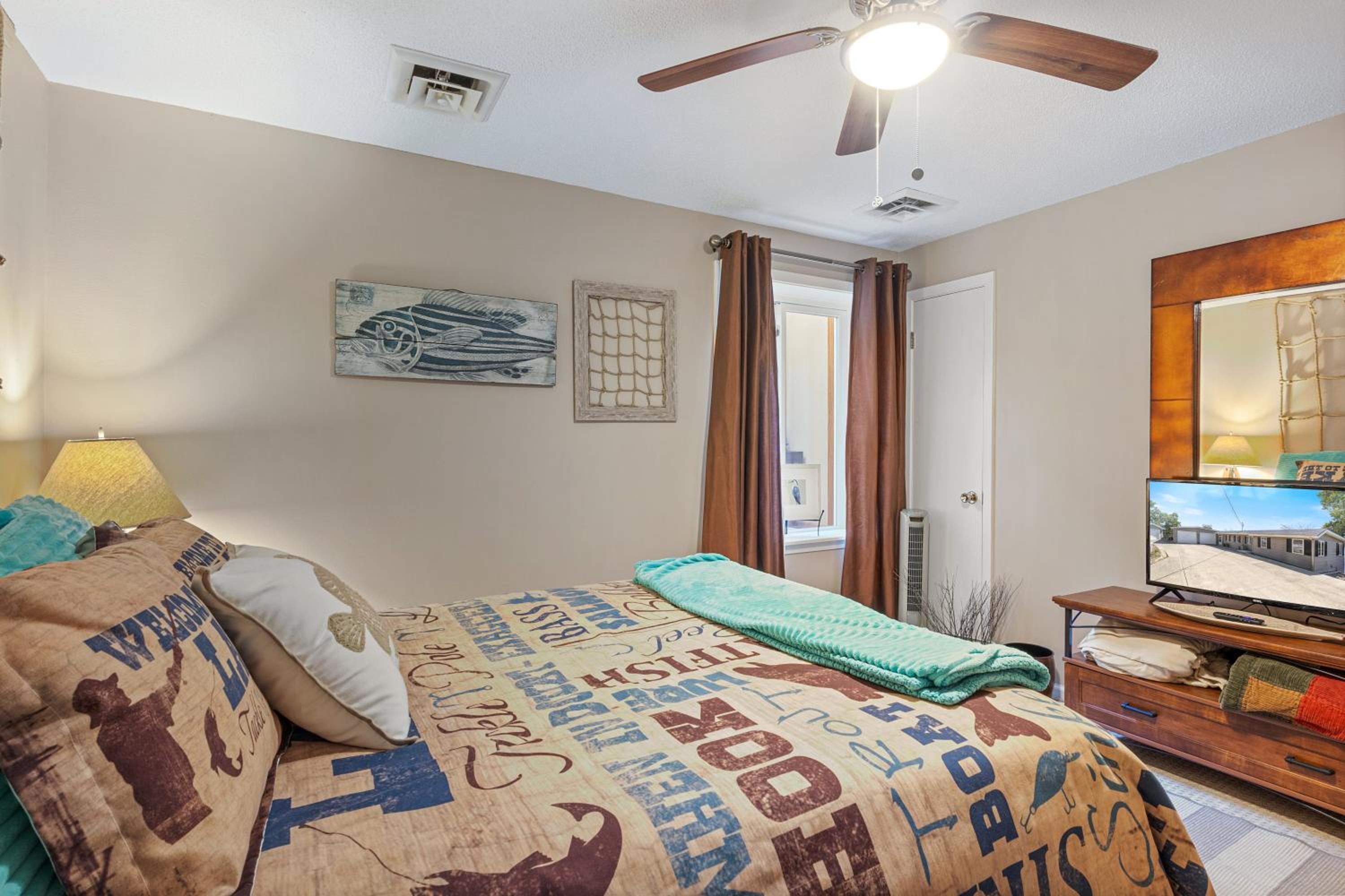 Incredible Views, Fishing, Private Dock & Slip