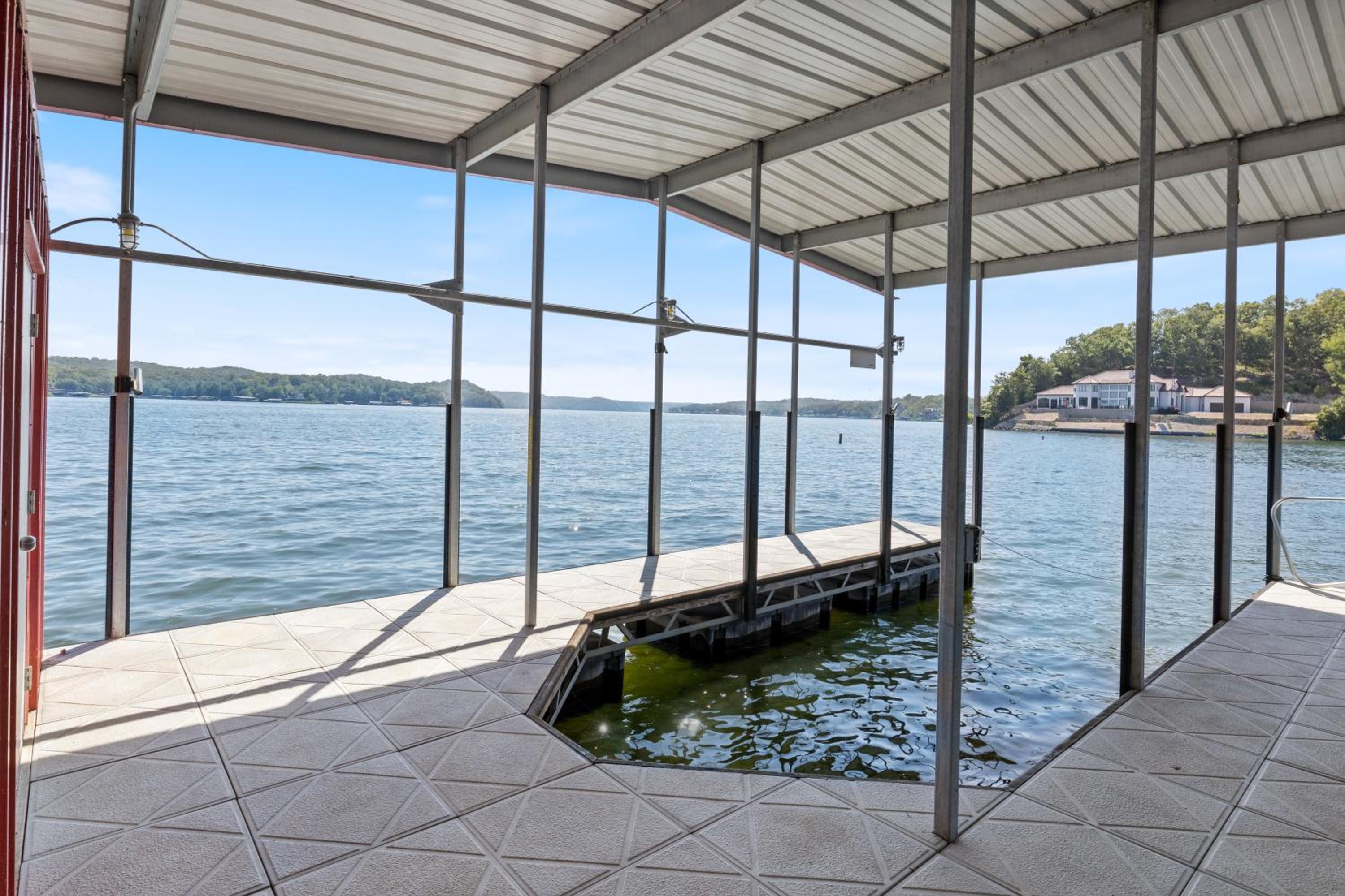 Incredible Views, Fishing, Private Dock & Slip