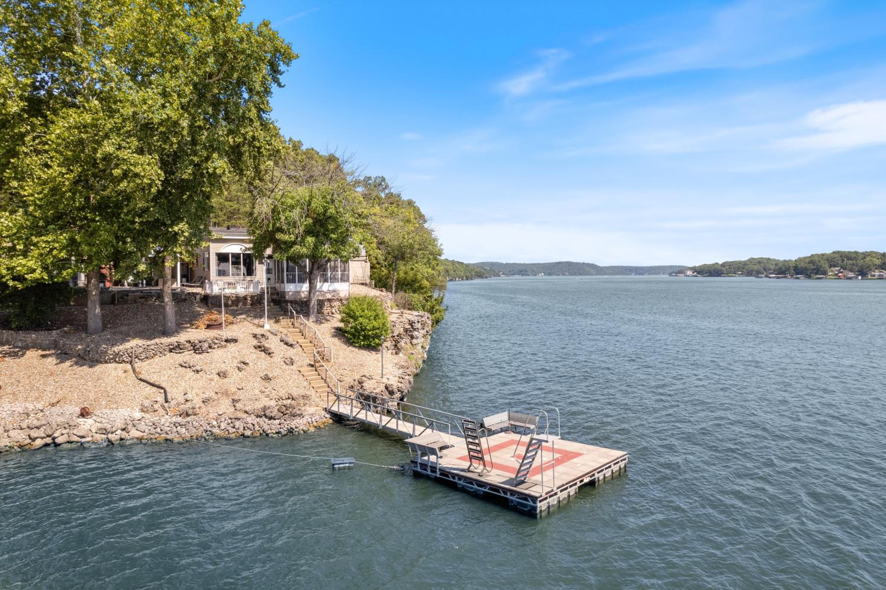 Incredible Views, Fishing, Private Dock & Slip