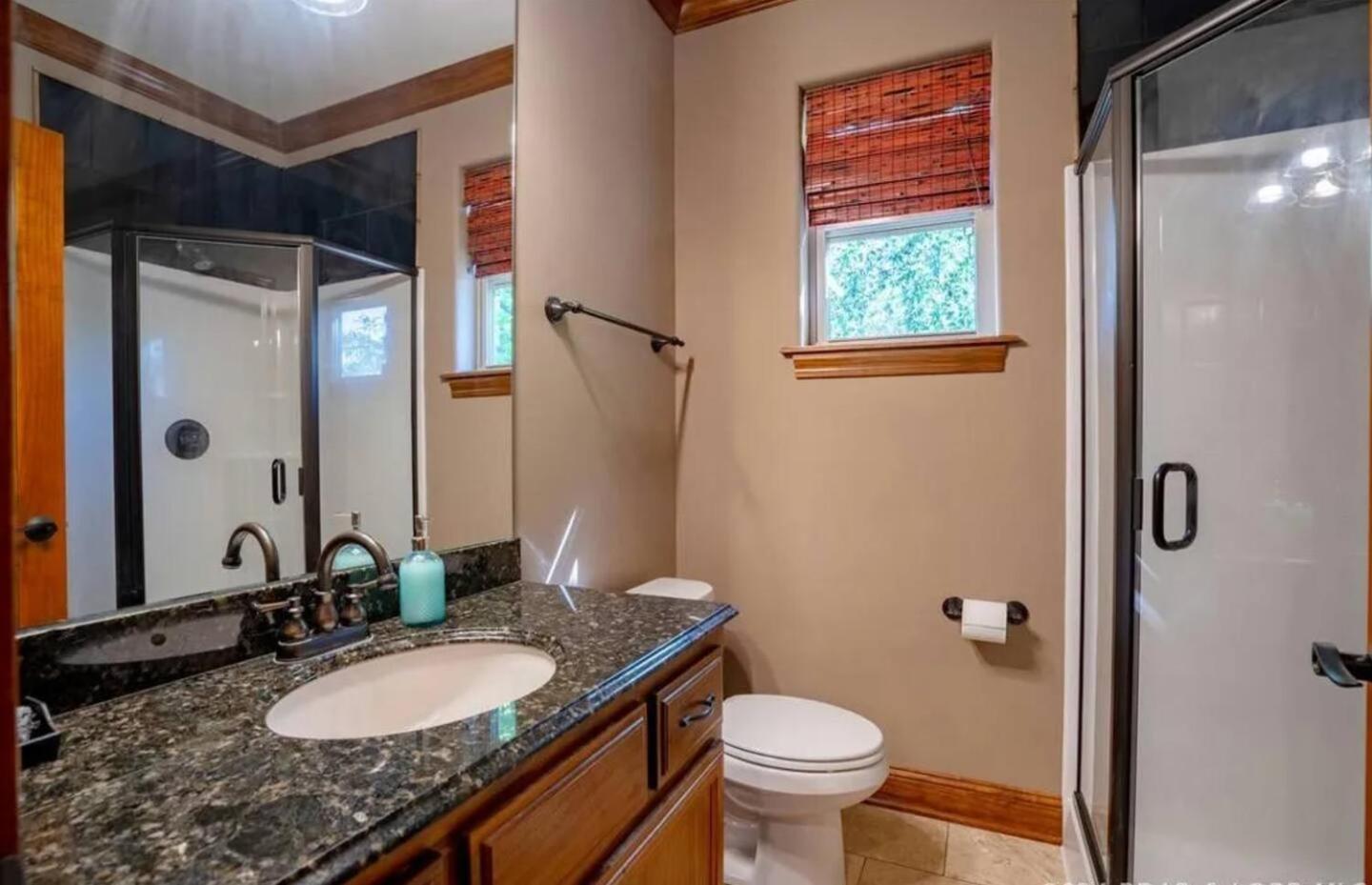 Porto Cima w/ Game Room, Dock, Boat Slip, Kayaks, Lakeside Fireplace & Hot Tub