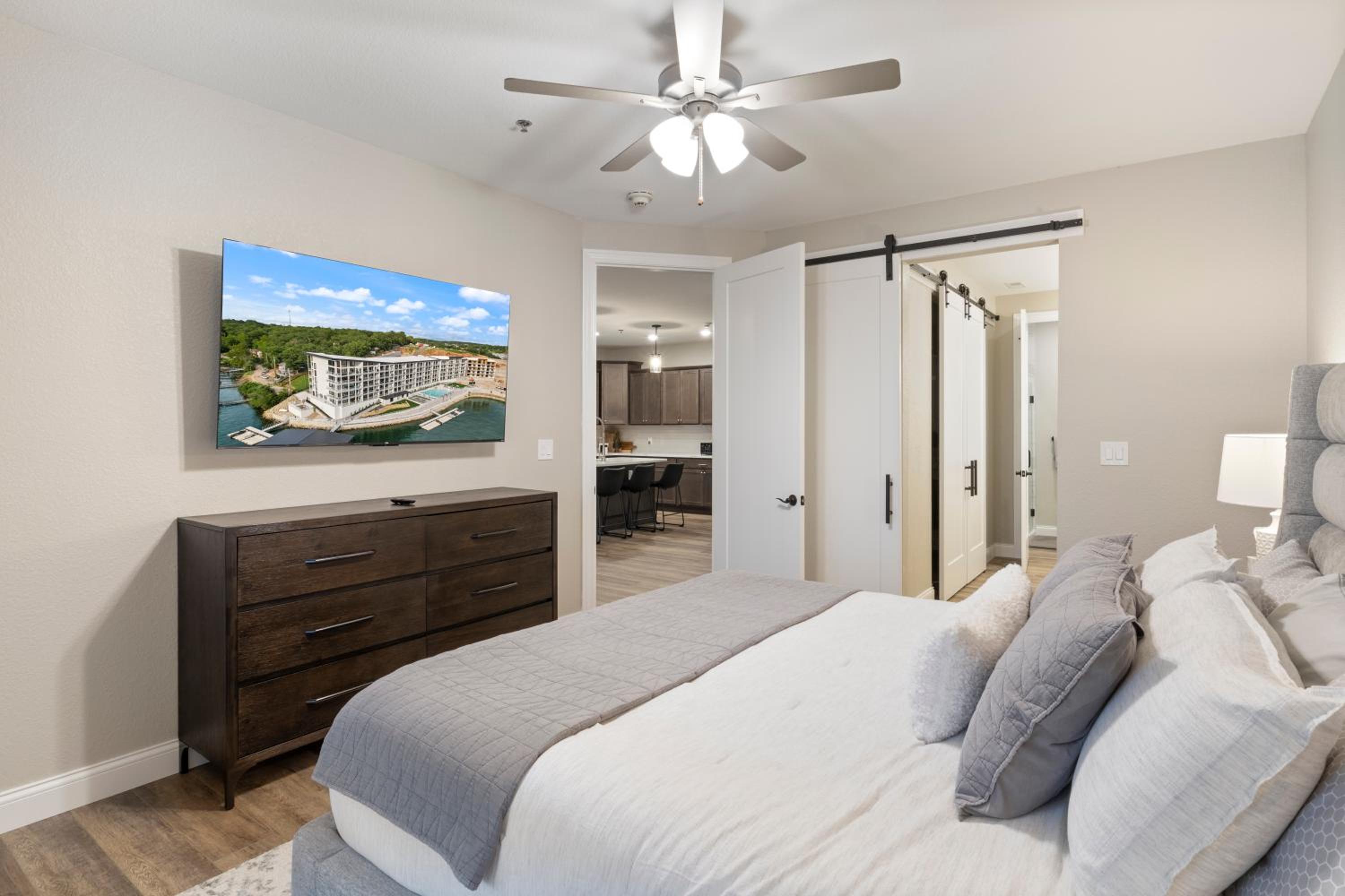Topsider Experience in the Heart of Osage Beach
