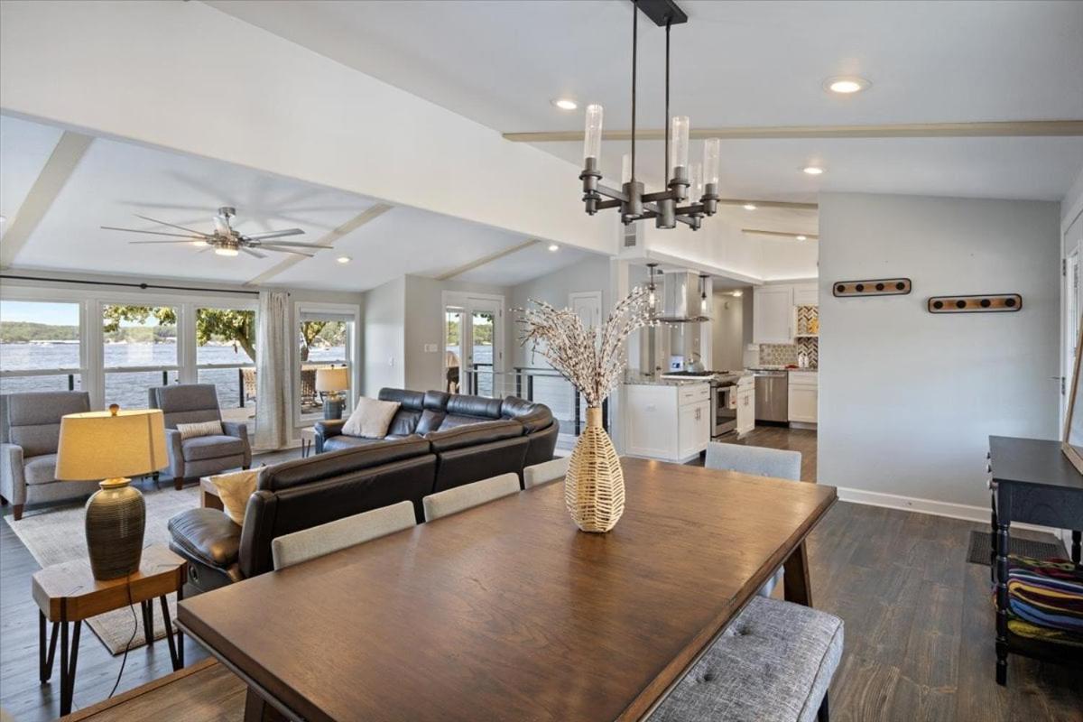 Lakefront Home with Game Room, Firepits & Gazebo at 3MM