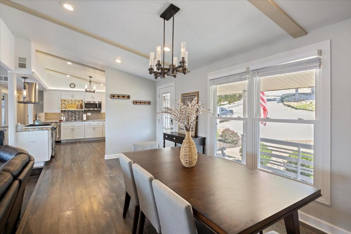 Lakefront Home with Game Room, Firepits & Gazebo at 3MM