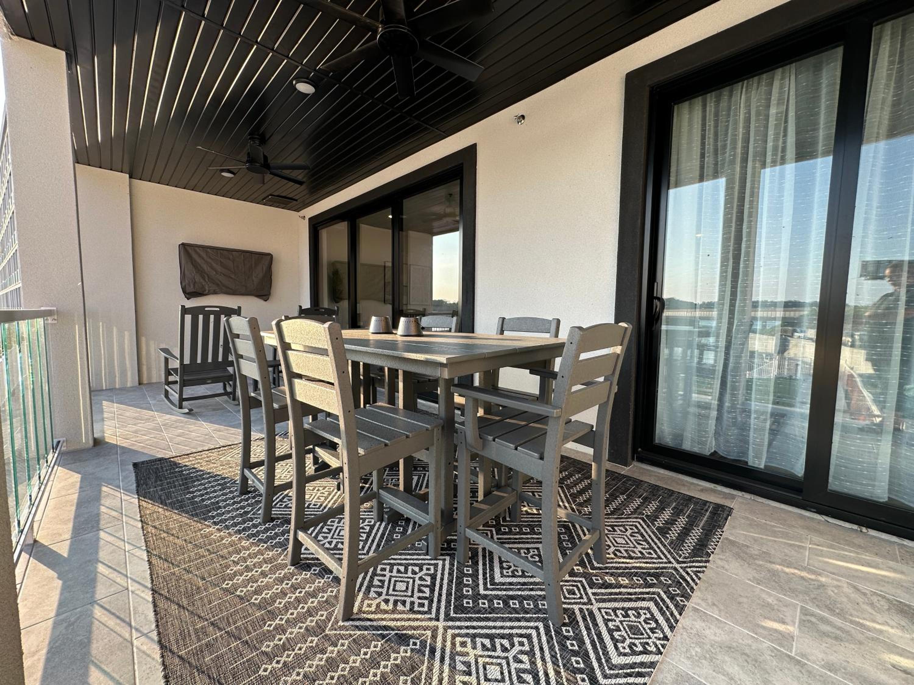 Topsider Experience in the Heart of Osage Beach