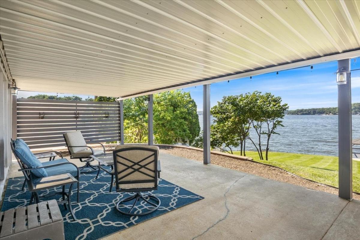 Lakefront Home with Game Room, Firepits & Gazebo at 3MM