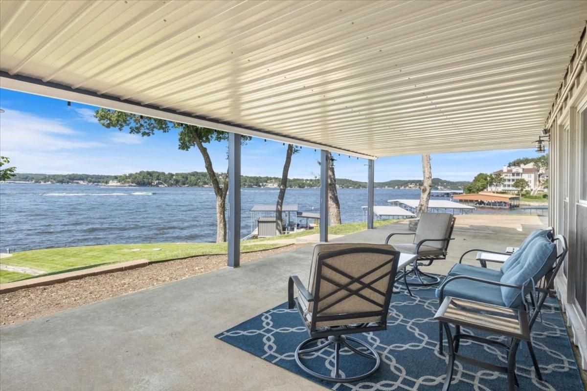 Lakefront Home with Game Room, Firepits & Gazebo at 3MM