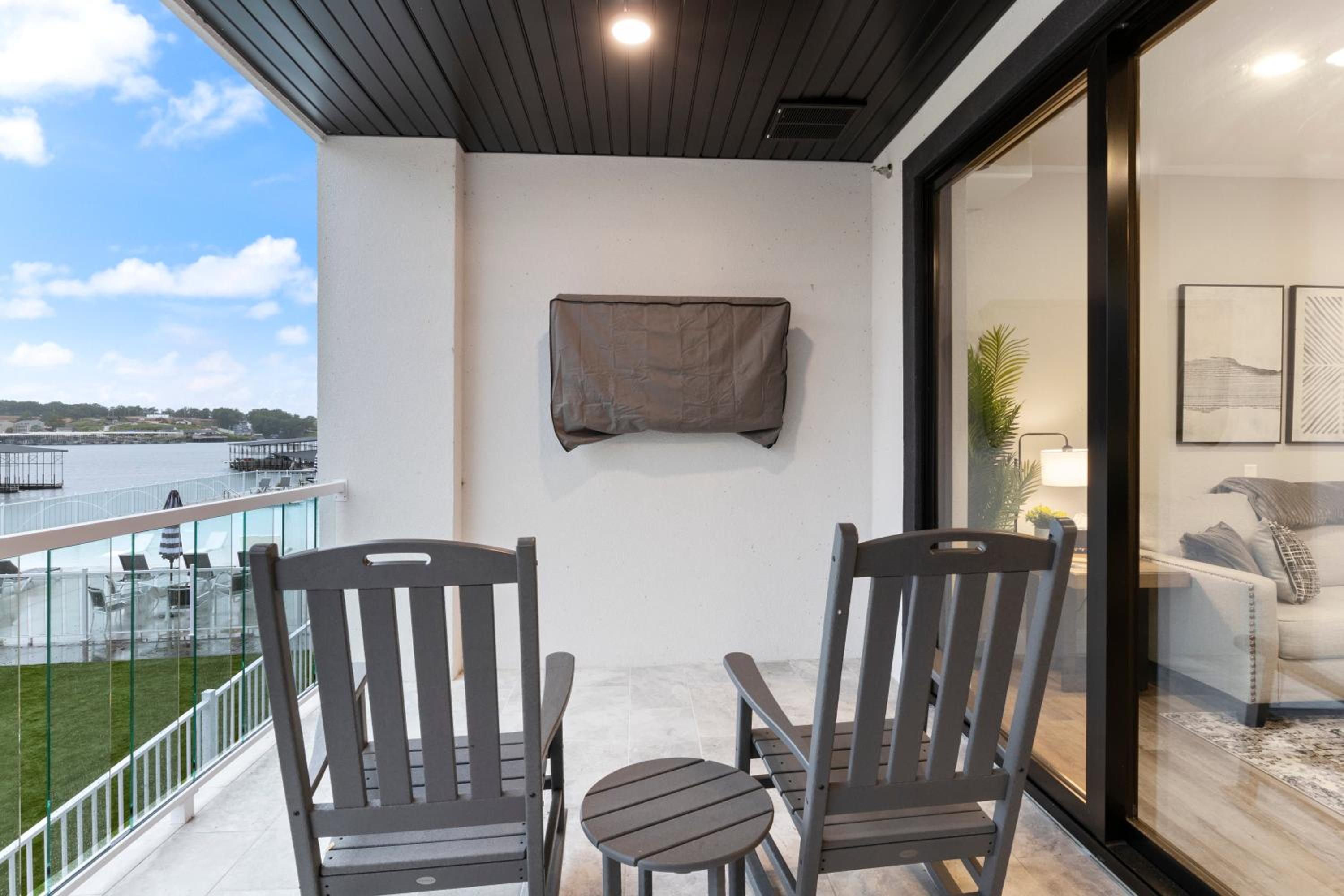 Topsider Experience in the Heart of Osage Beach