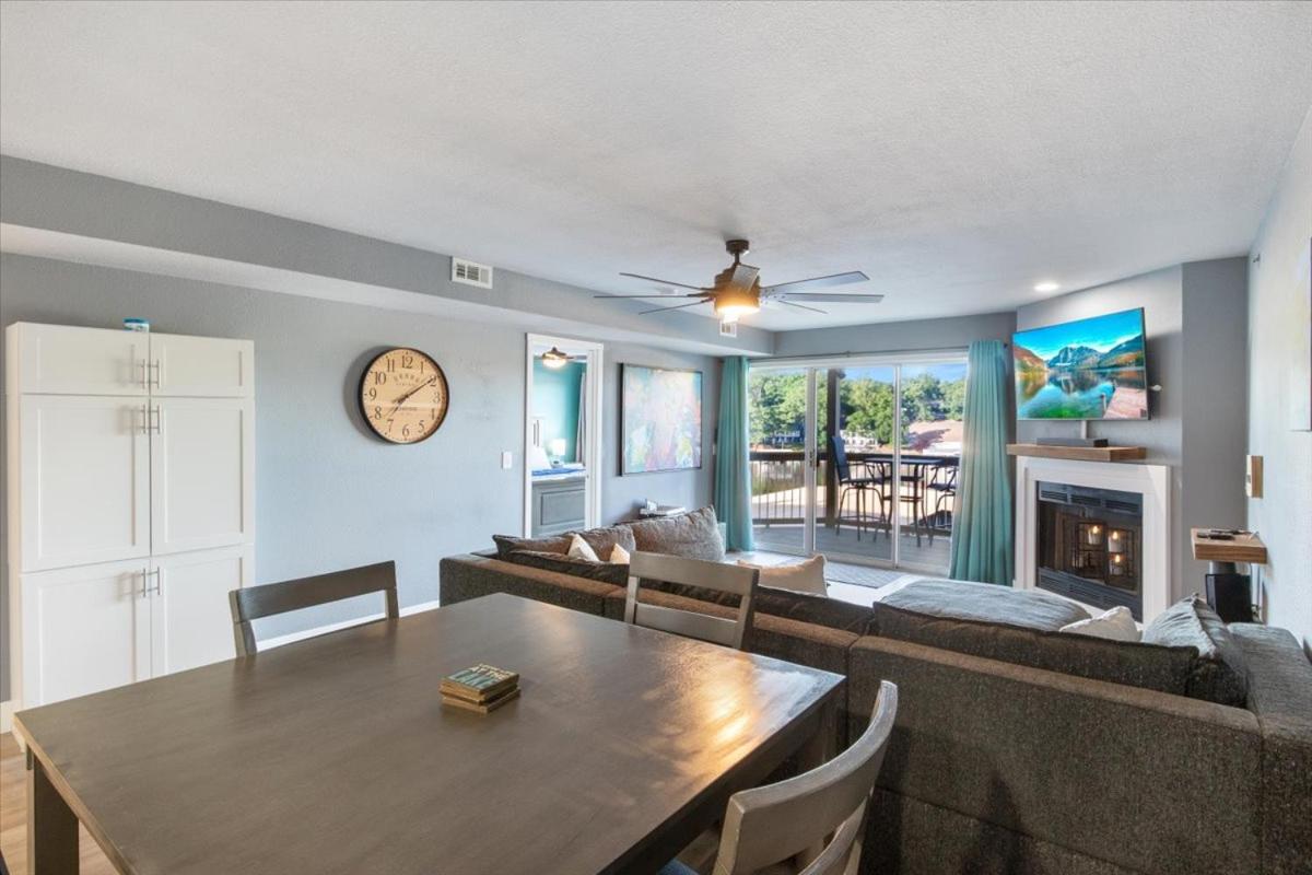 Lakeview Condo w/ 2 Pools & Beach - Family Fun Awaits at 21MM