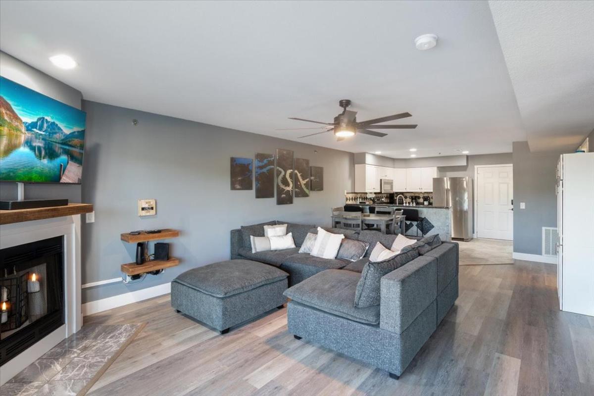 Lakeview Condo w/ 2 Pools & Beach - Family Fun Awaits at 21MM