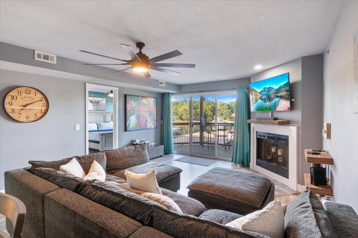 Lakeview Condo w/ 2 Pools & Beach - Family Fun Awaits at 21MM
