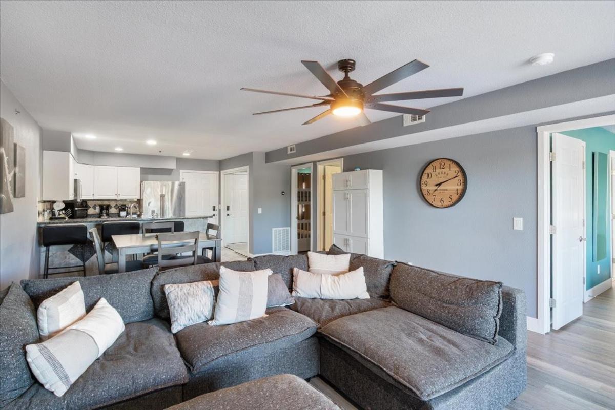 Lakeview Condo w/ 2 Pools & Beach - Family Fun Awaits at 21MM