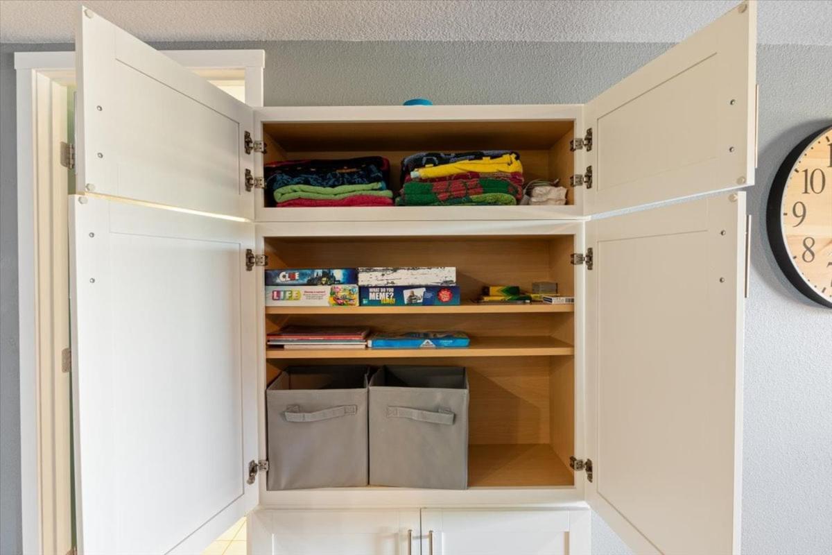 Lakeview Condo w/ 2 Pools & Beach - Family Fun Awaits at 21MM
