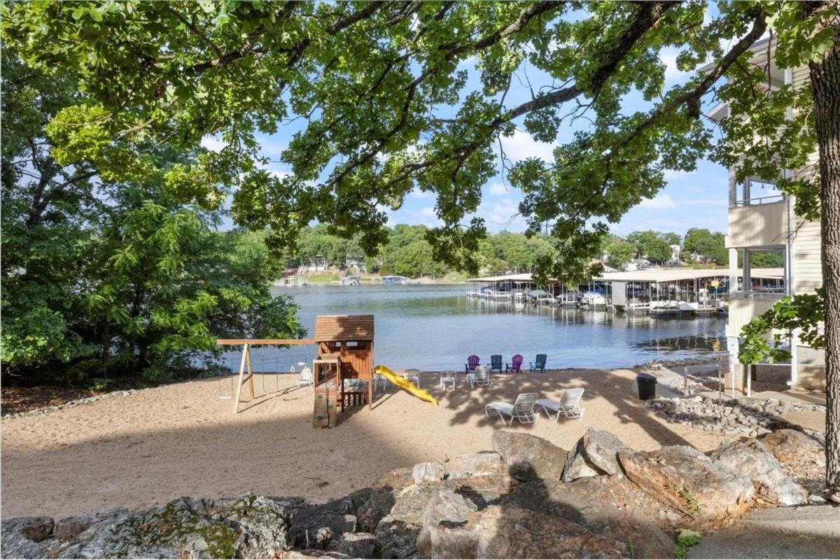 Lakeview Condo w/ 2 Pools & Beach - Family Fun Awaits at 21MM
