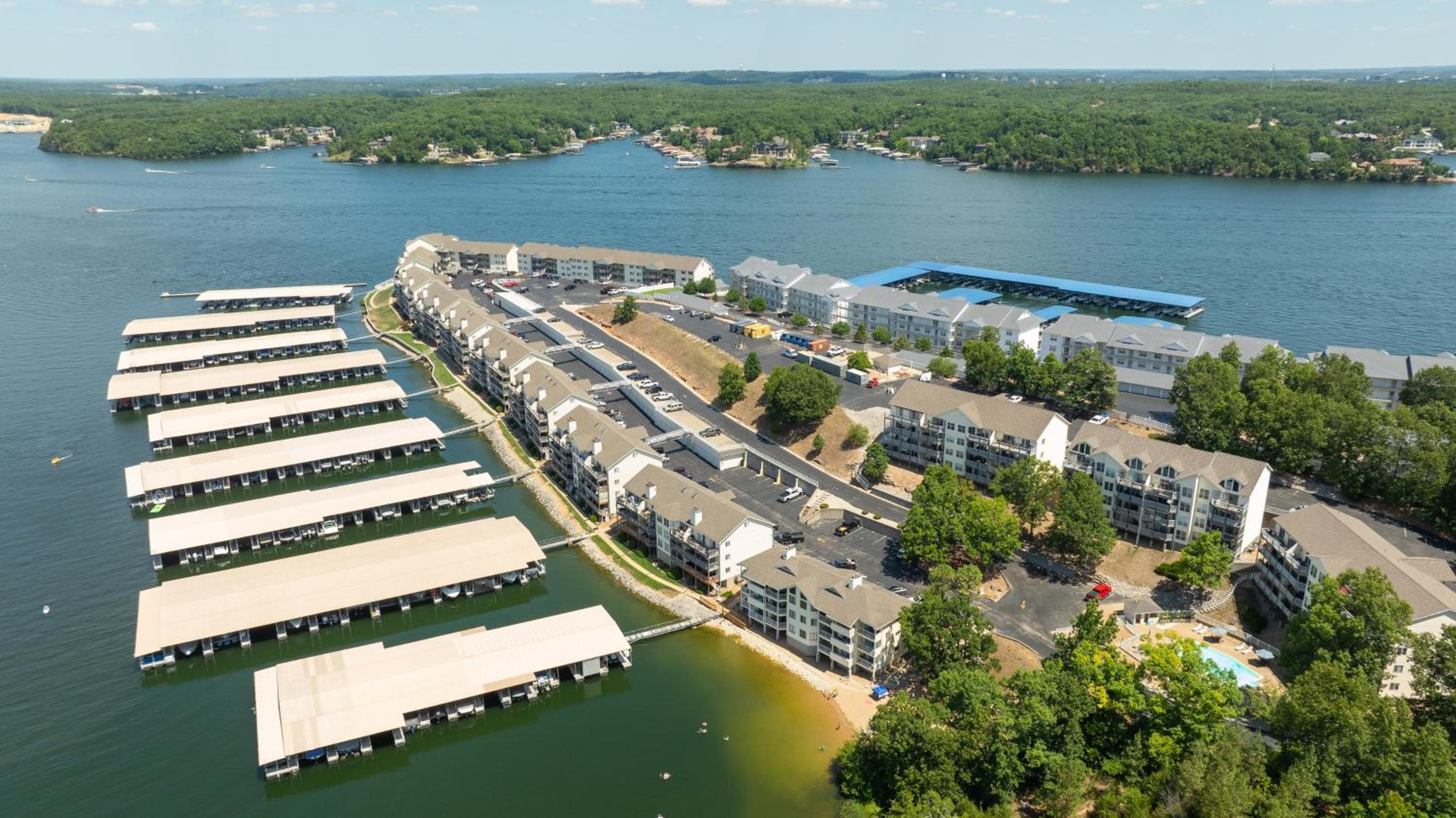 Lakeview Condo w/ 2 Pools & Beach - Family Fun Awaits at 21MM
