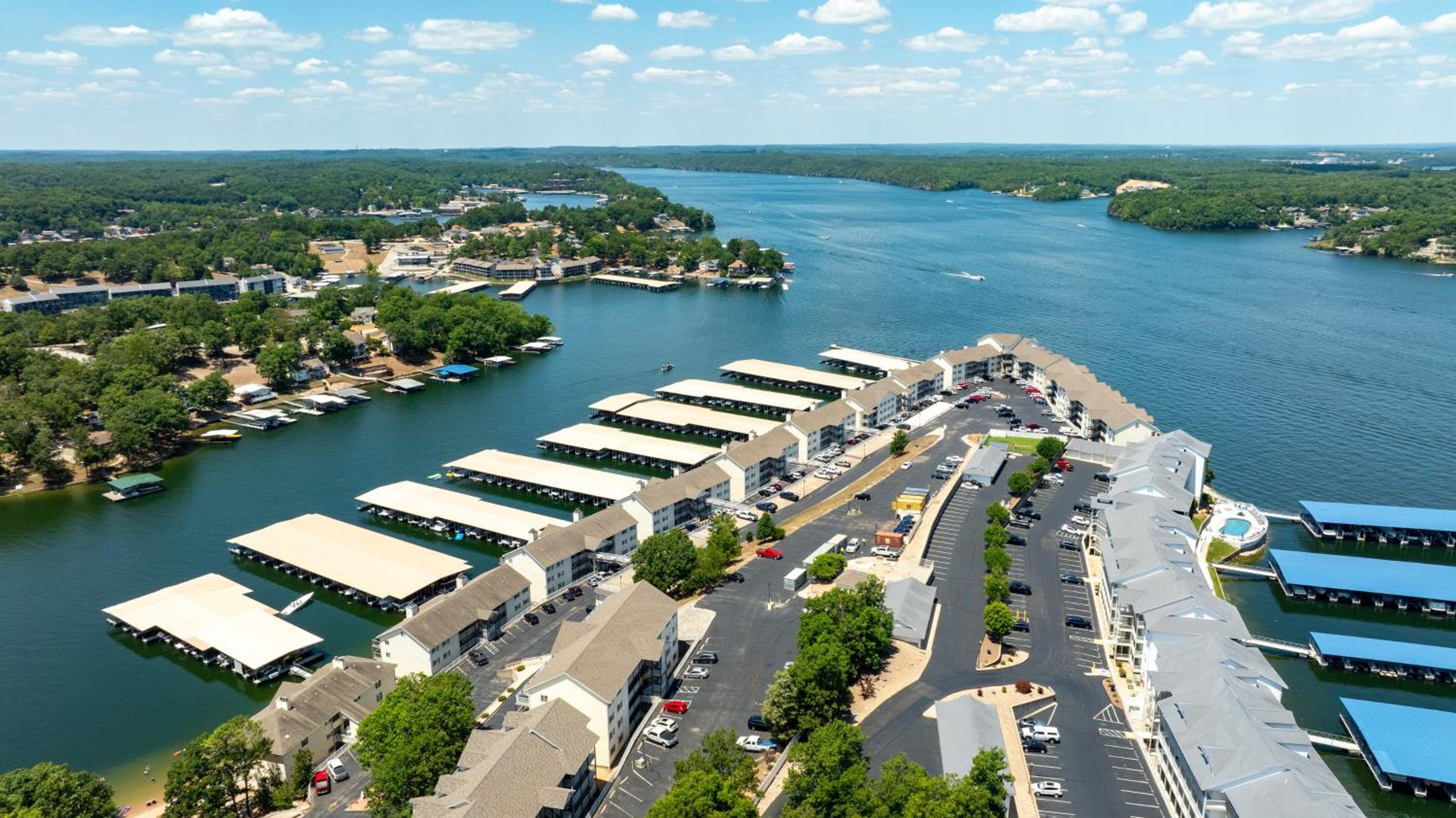 Lakeview Condo w/ 2 Pools & Beach - Family Fun Awaits at 21MM