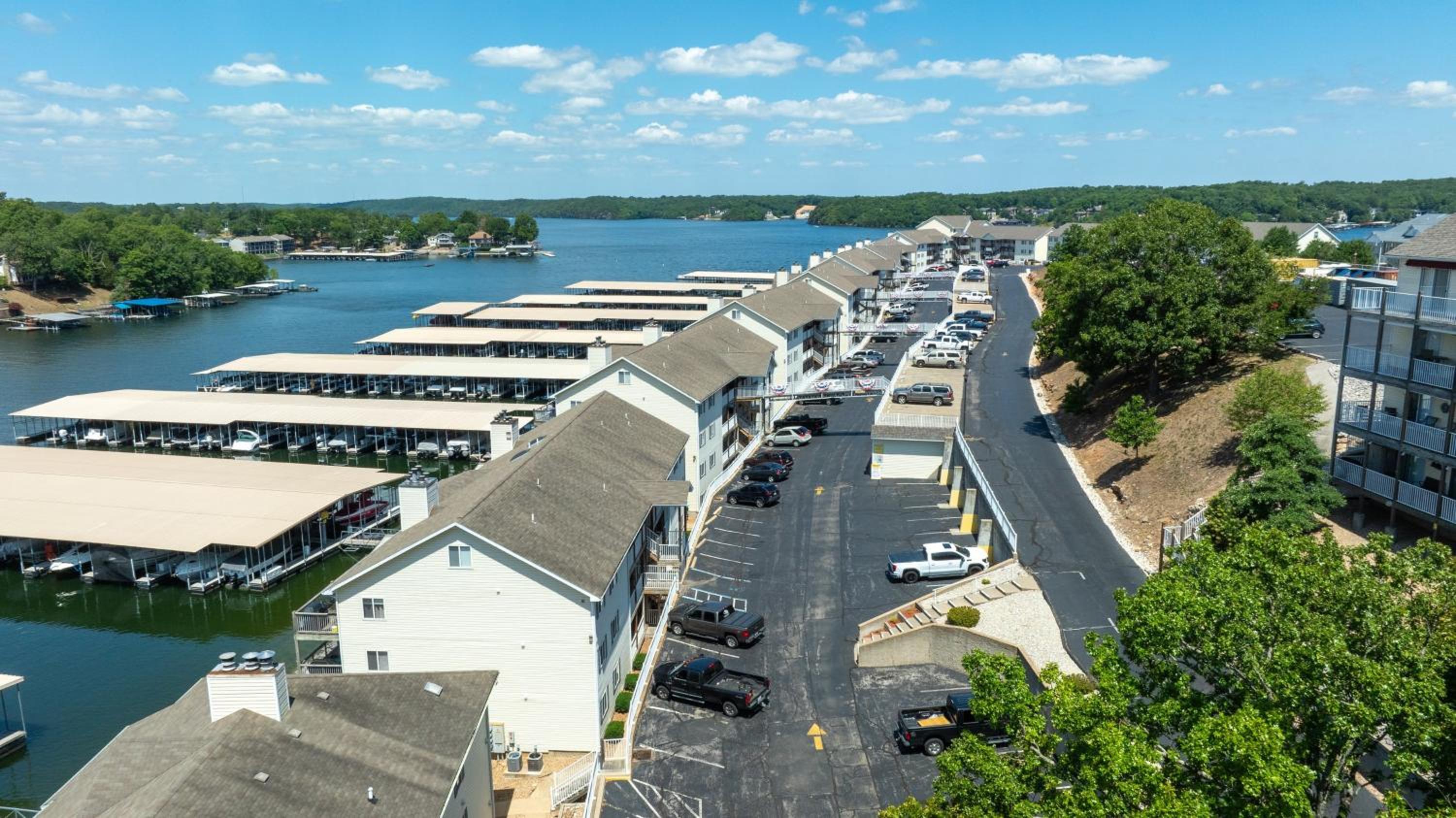 Lakeview Condo w/ 2 Pools & Beach - Family Fun Awaits at 21MM