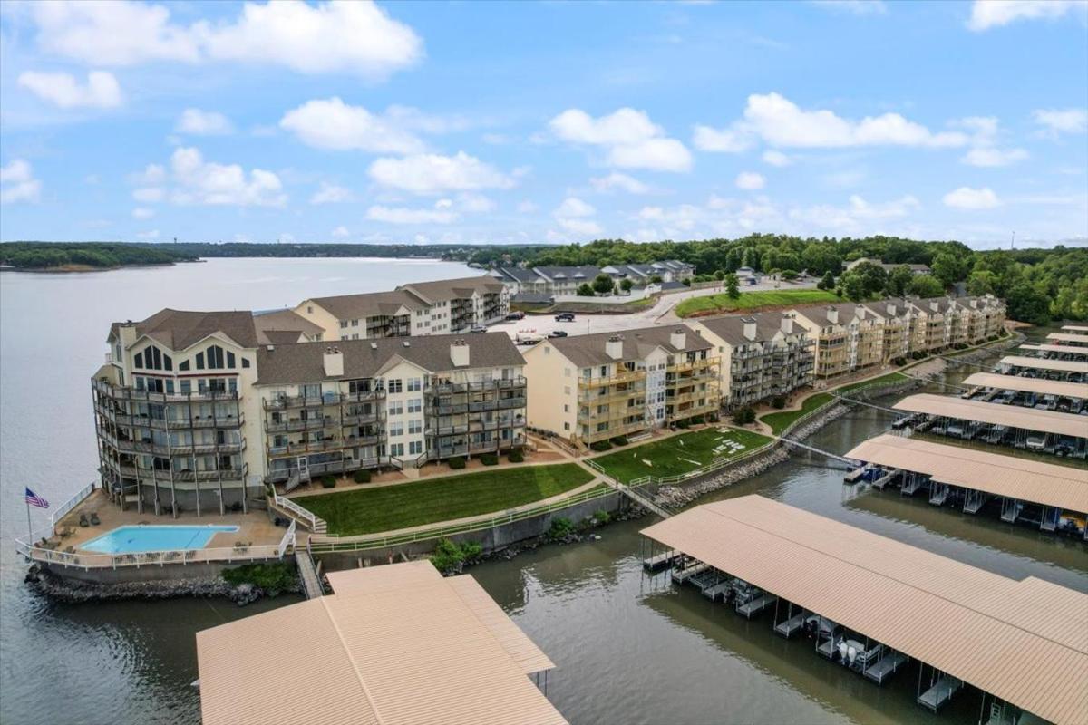 Lakeview Condo w/ 2 Pools & Beach - Family Fun Awaits at 21MM