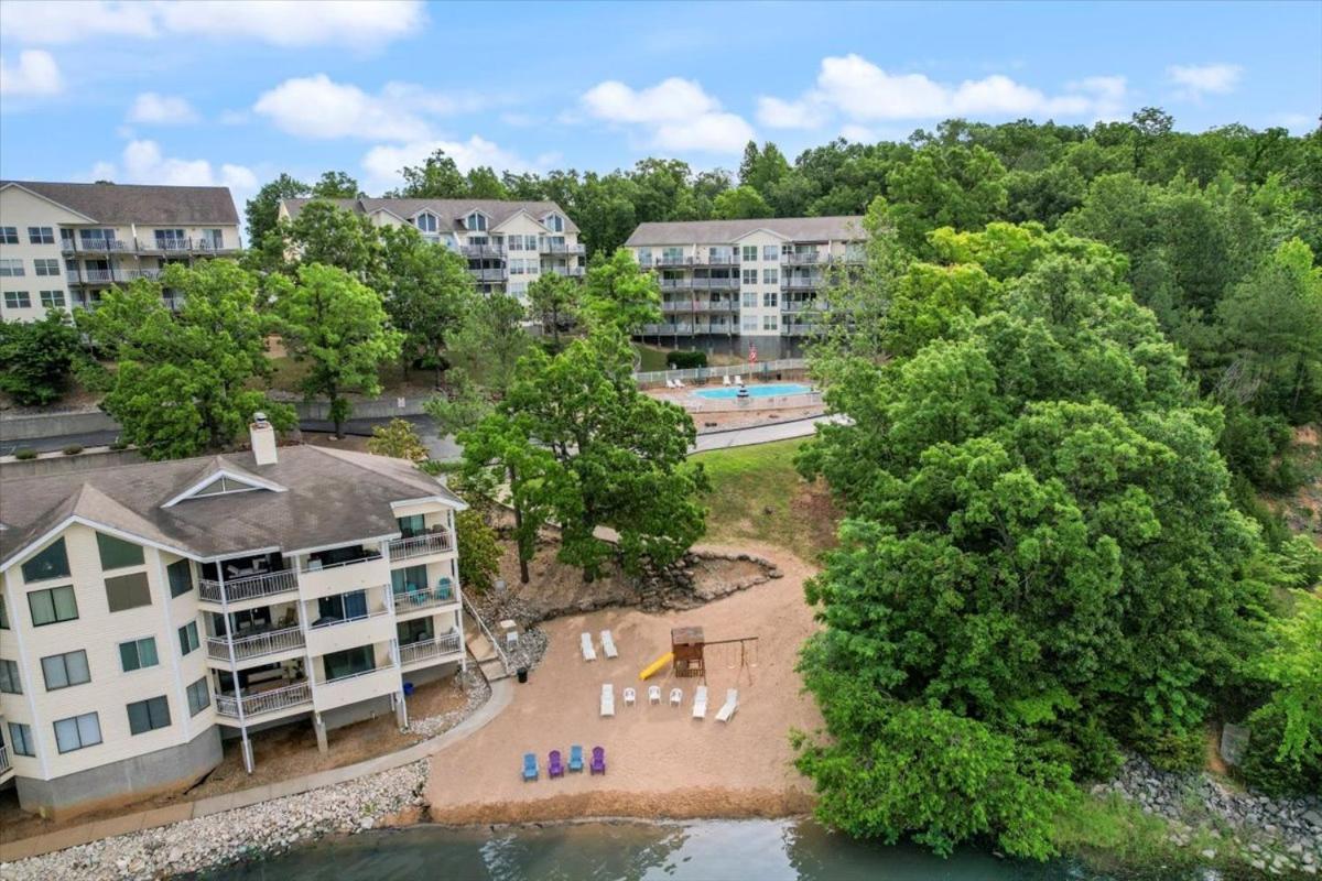Lakeview Condo w/ 2 Pools & Beach - Family Fun Awaits at 21MM