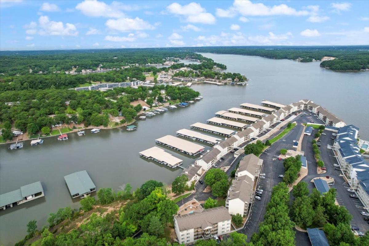 Lakeview Condo w/ 2 Pools & Beach - Family Fun Awaits at 21MM
