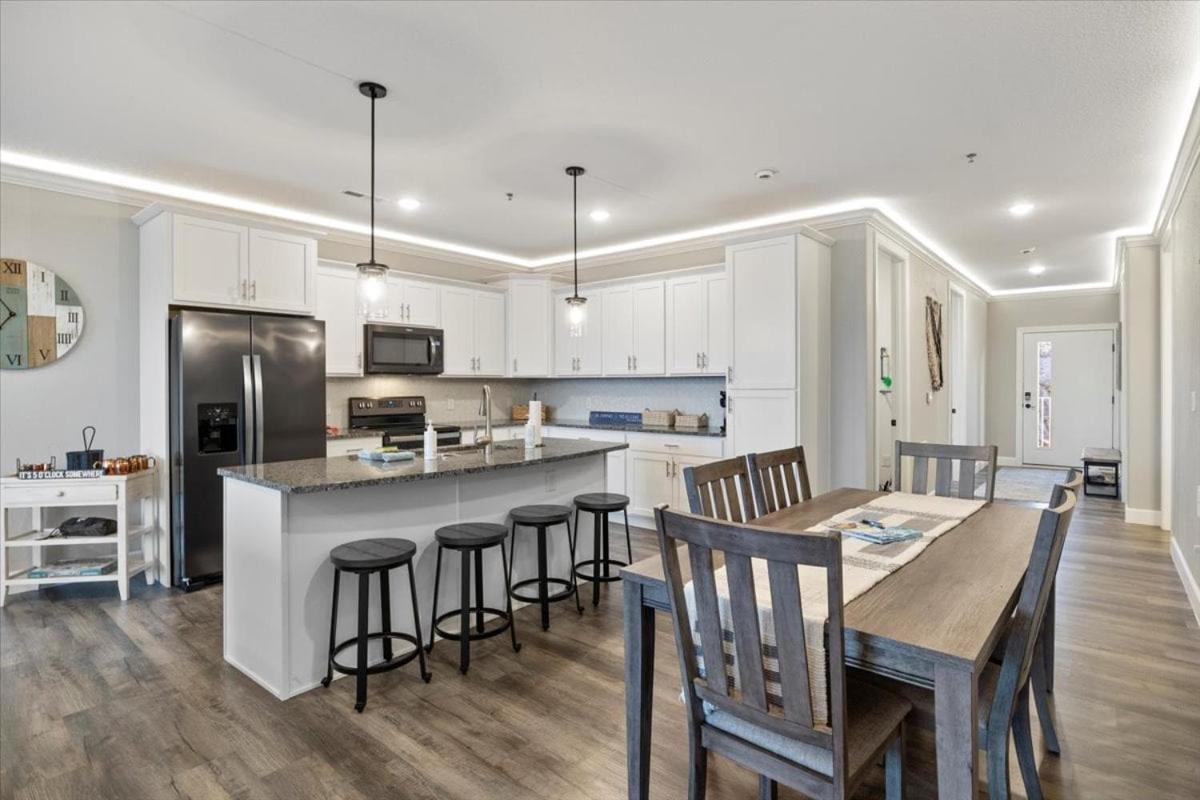Topsider Condo w/ Updated Design & Amazing Main Channel Views