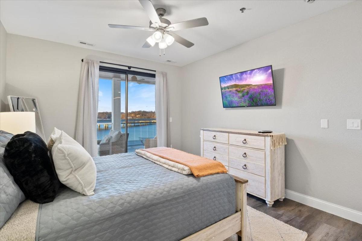 Topsider Condo w/ Updated Design & Amazing Main Channel Views