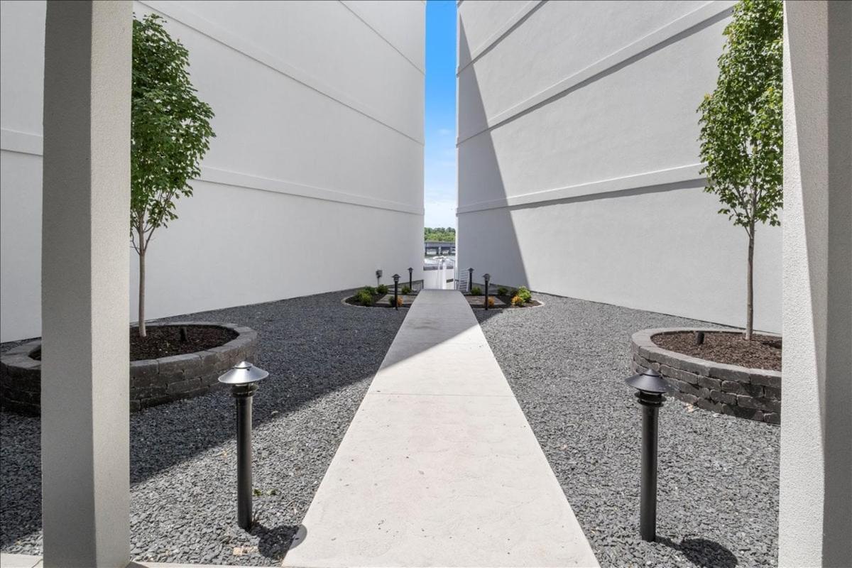 Topsider Condo w/ Updated Design & Amazing Main Channel Views