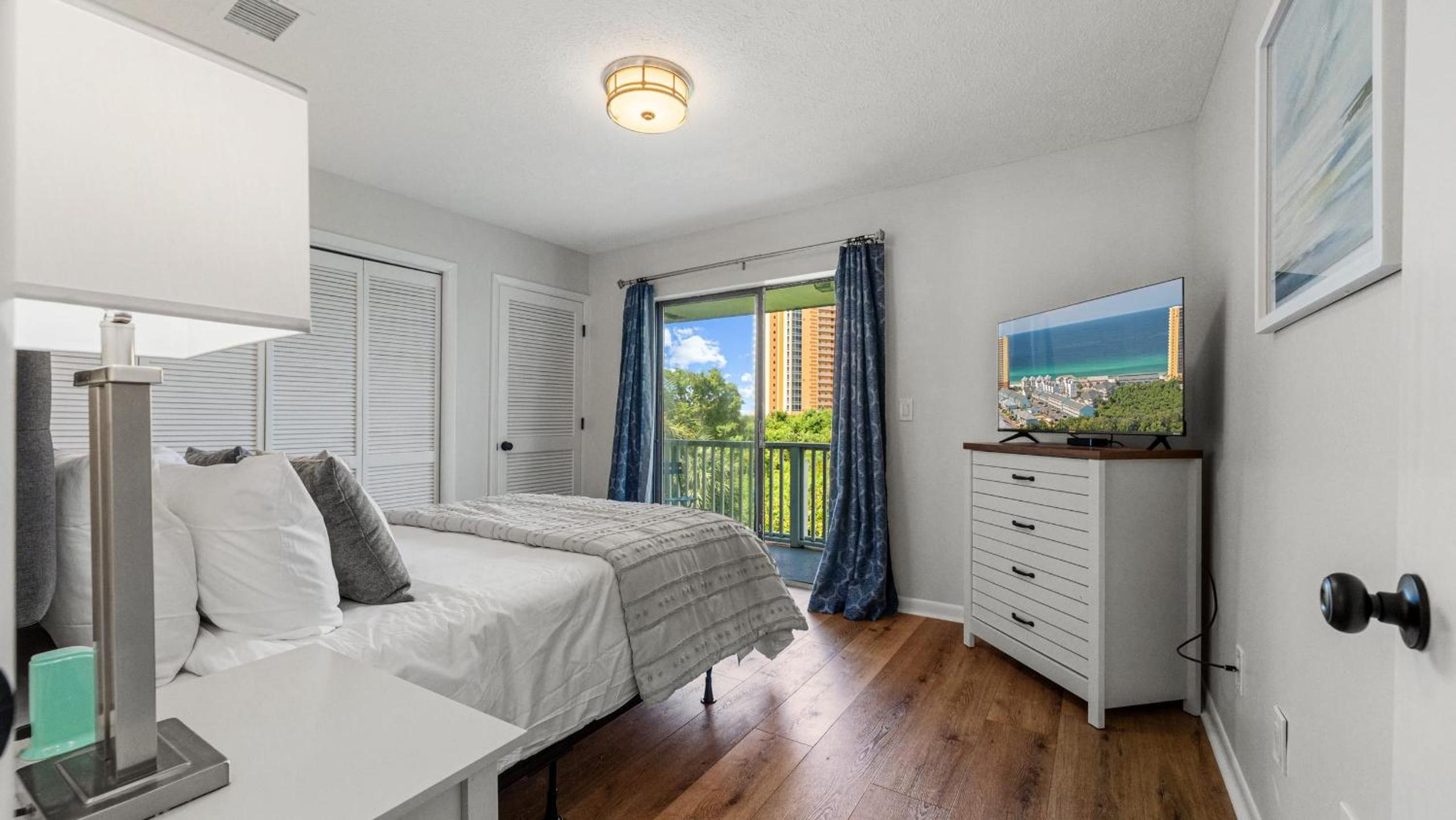 West End Coastal Escape Renovated 1BR Condo w Pool Beach Access 72