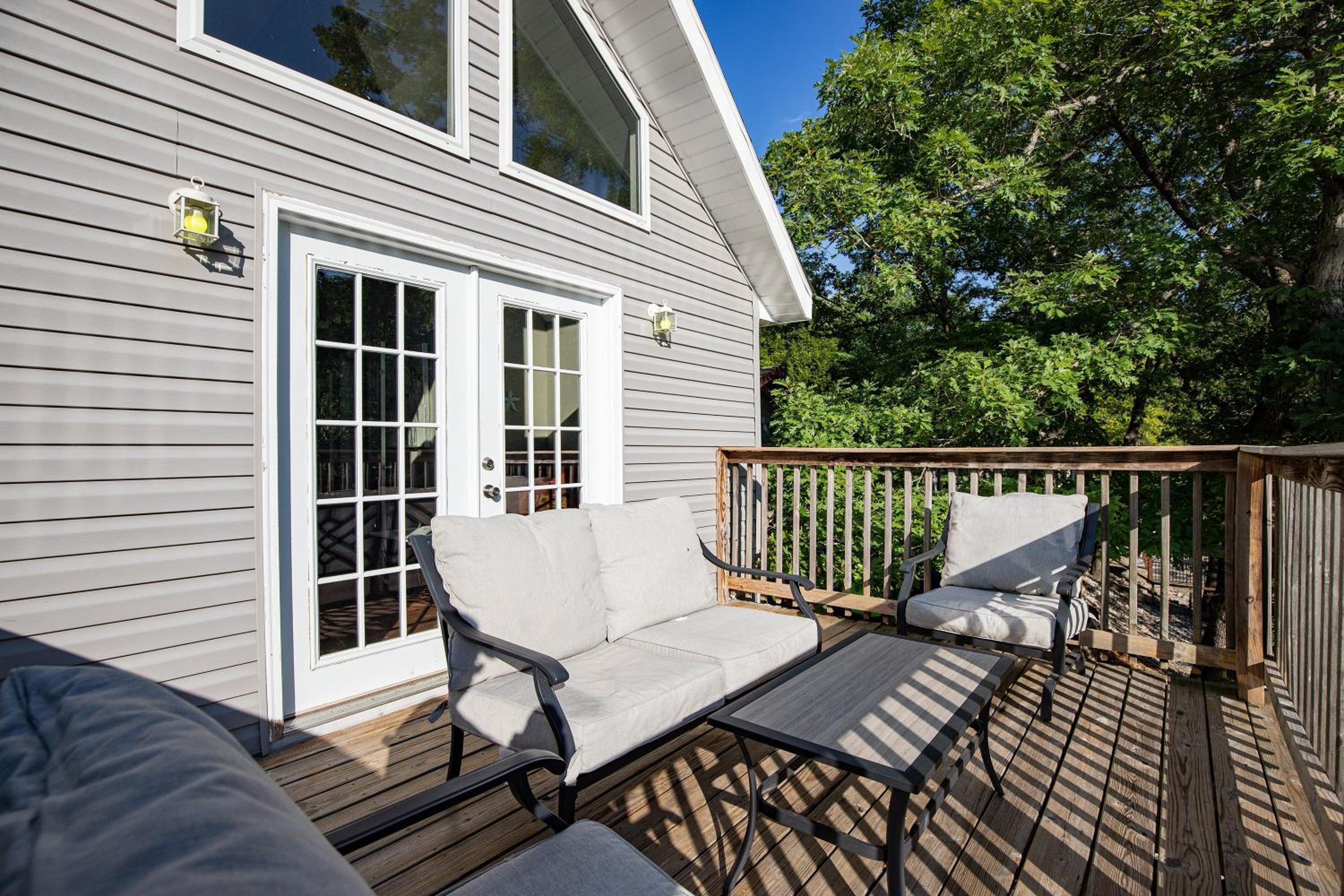 Private Dock, Paddle Boards, Views & Hot Spots!