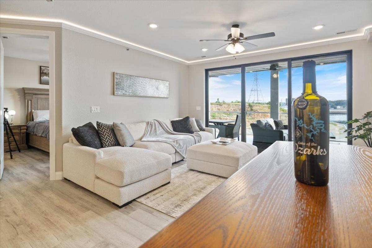 Lakefront Topsider Condo w/ Boat Slip, 2 Pools & Large Deck