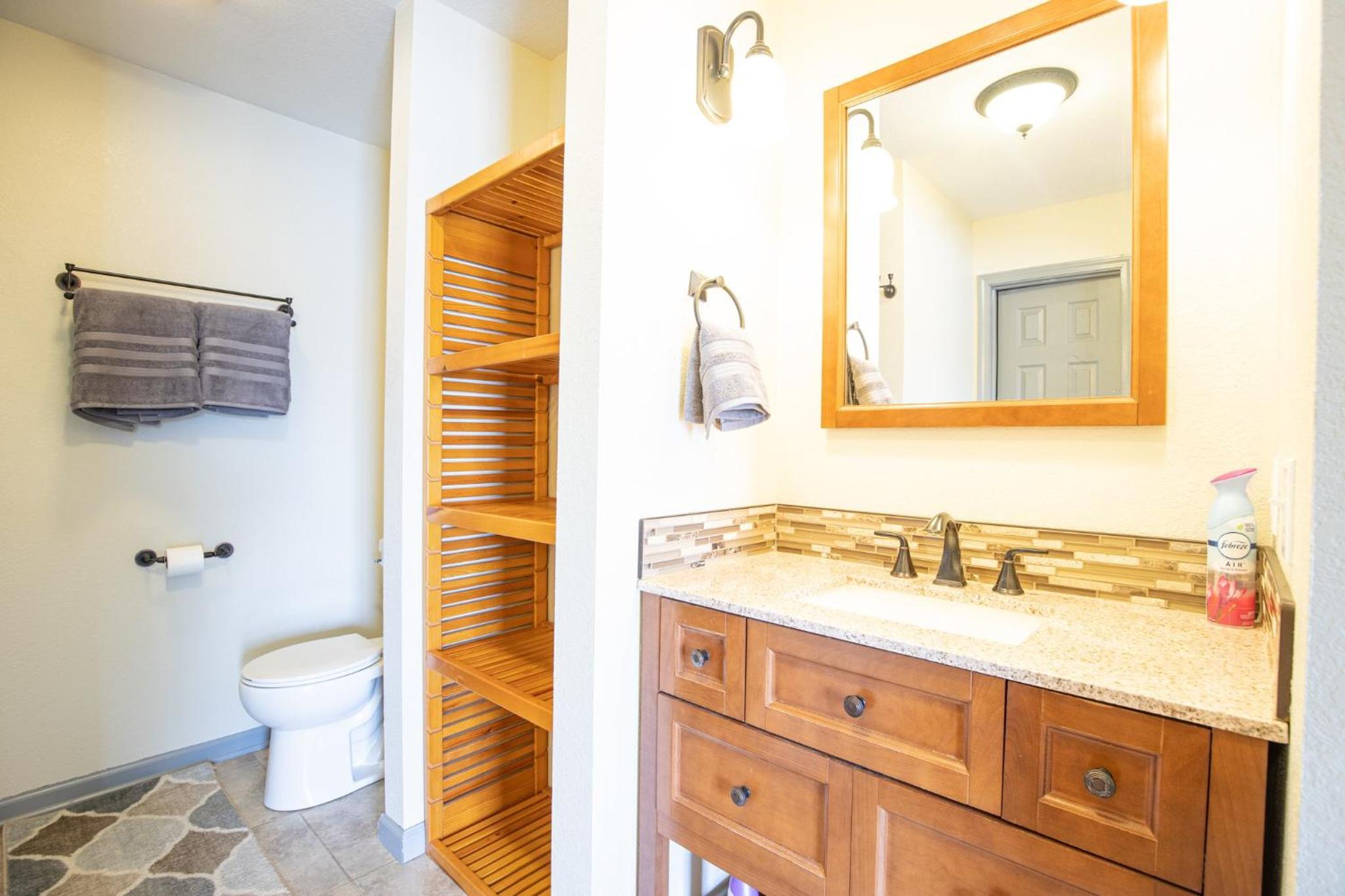 Private Lakefront Pool, Amazing Dock Sleeps 26