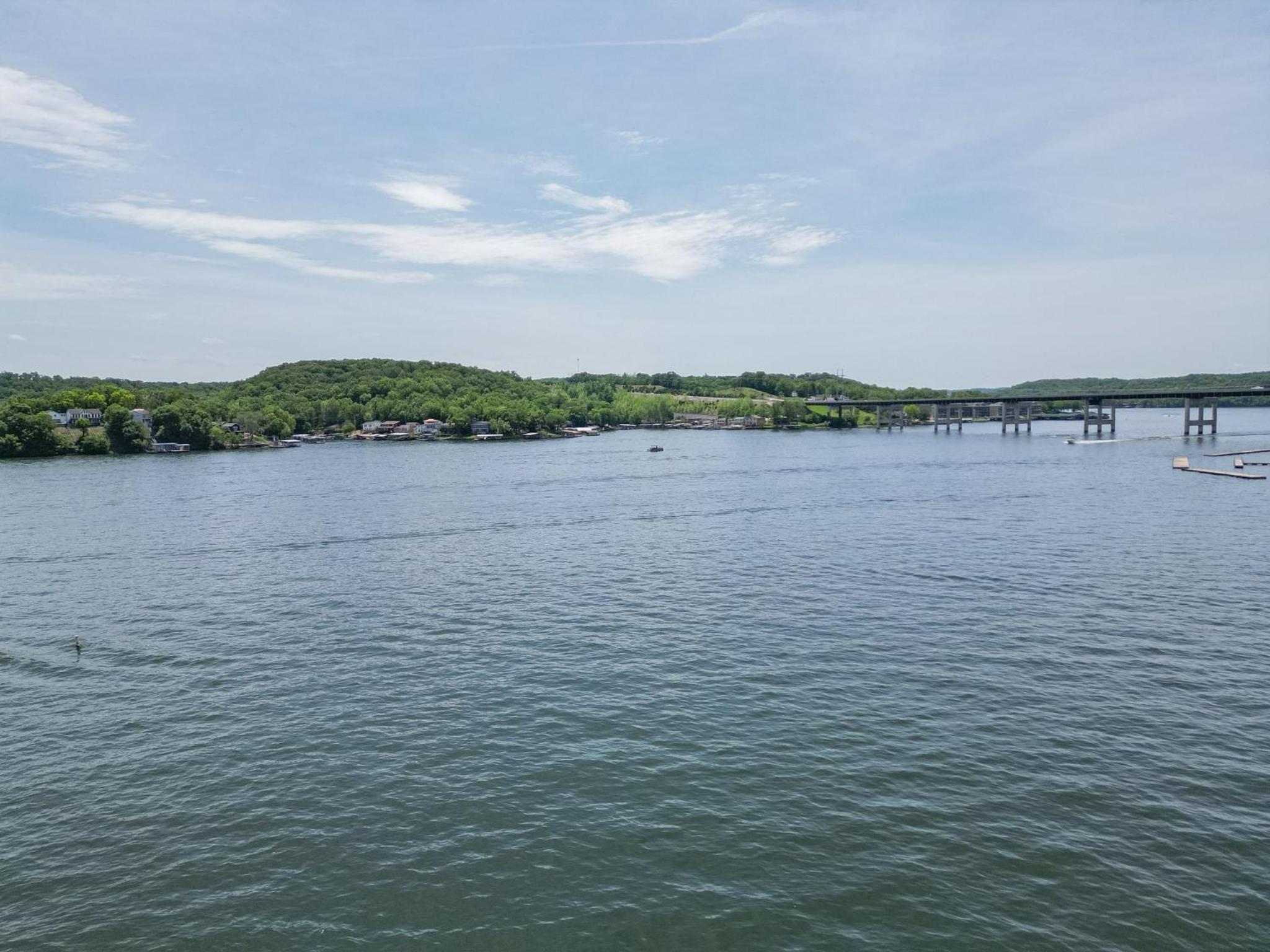 Private Lakefront Pool, Amazing Dock Sleeps 26