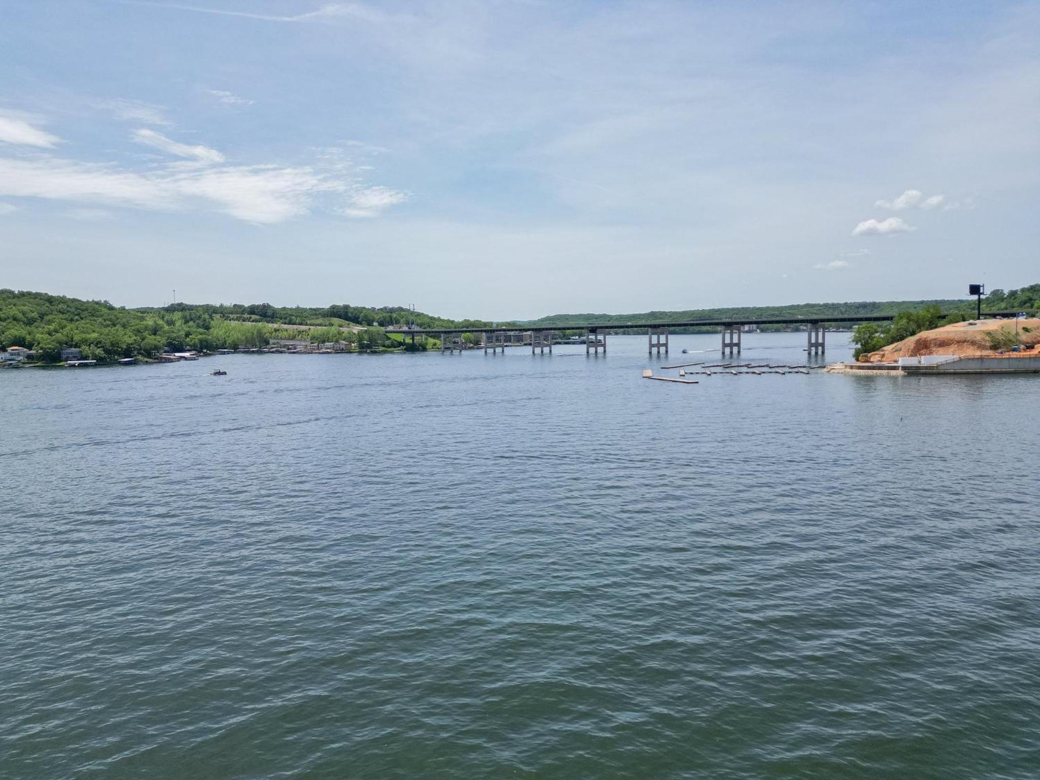 Private Lakefront Pool, Amazing Dock Sleeps 26