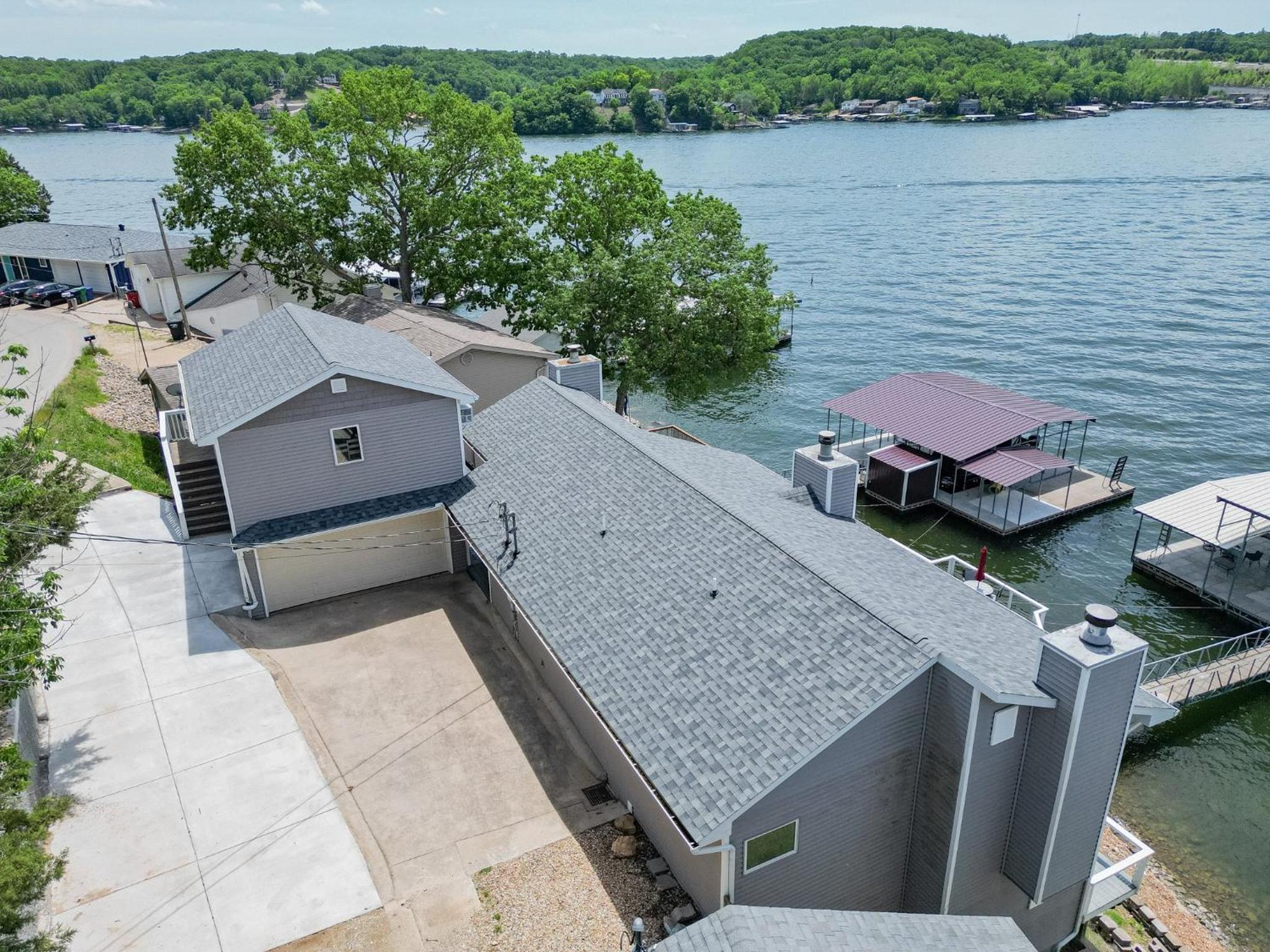 Private Lakefront Pool, Amazing Dock Sleeps 26