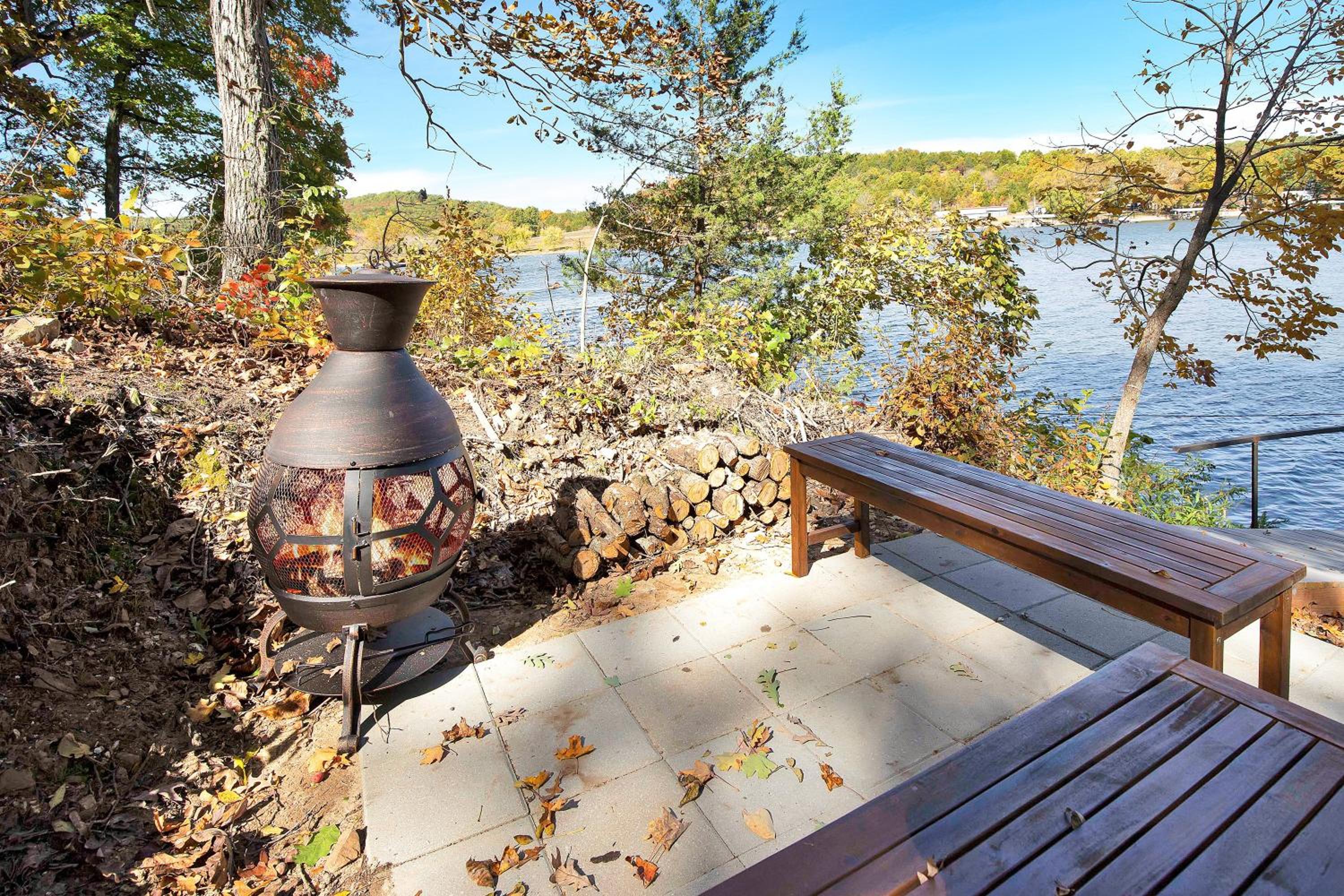 New Custom Home with Breathtaking Views!