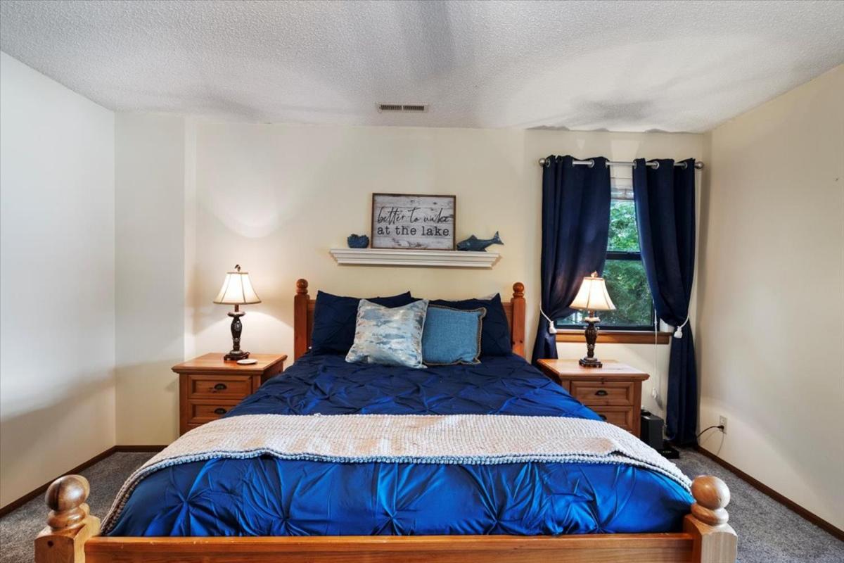 Quiet Cove, Private Dock, Fishing, Swimming, Boat Slip & Kayaks