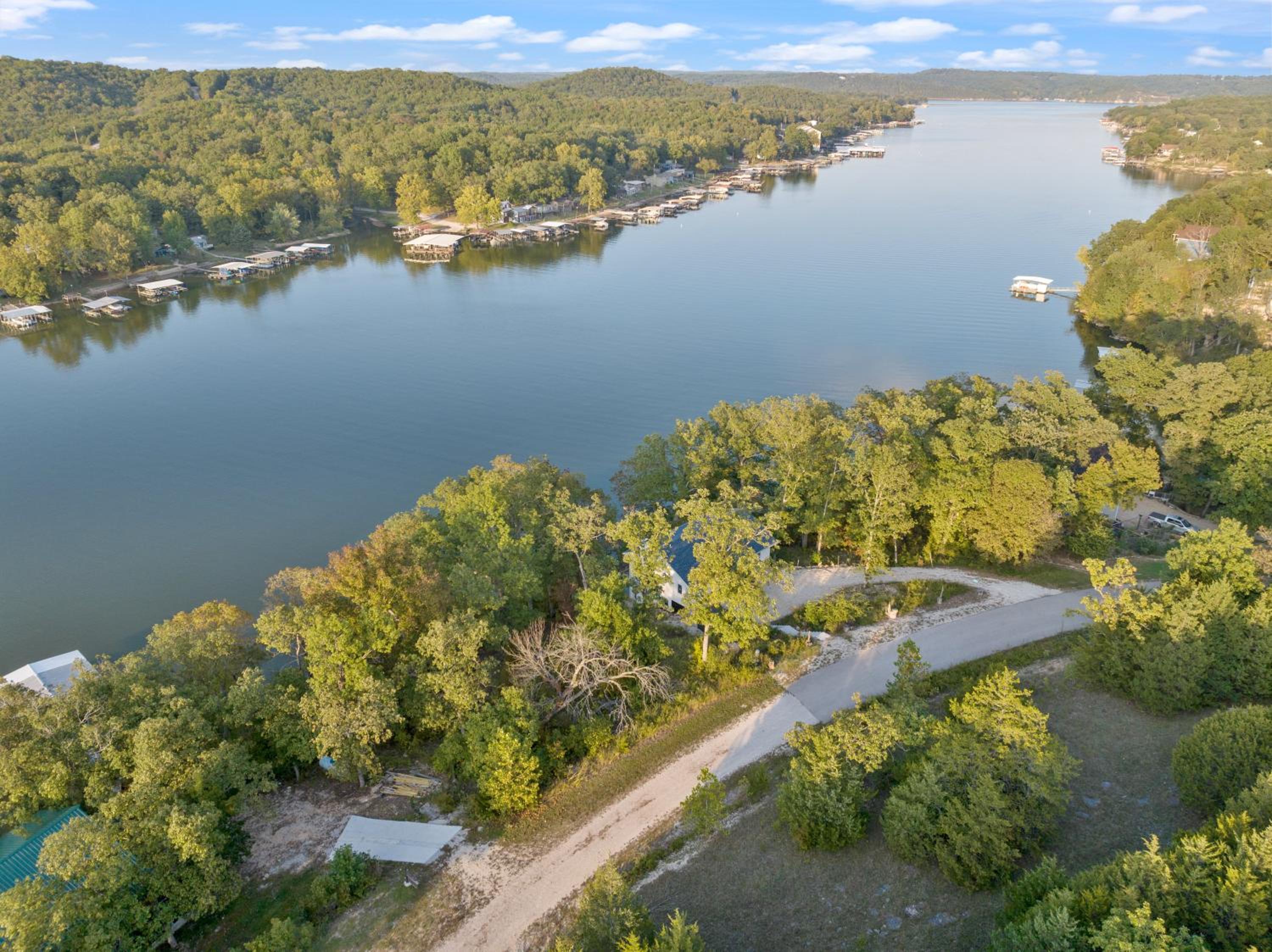 New Custom Home with Breathtaking Views!