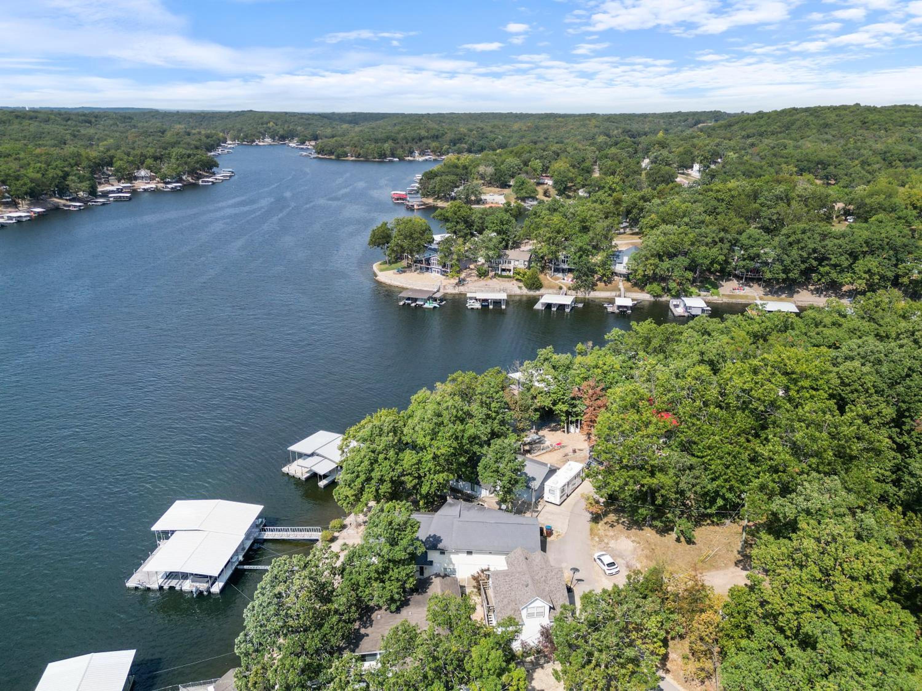 Incredible Views, Spacious Deck, Private Dock, Gas Grill, Games & Cards
