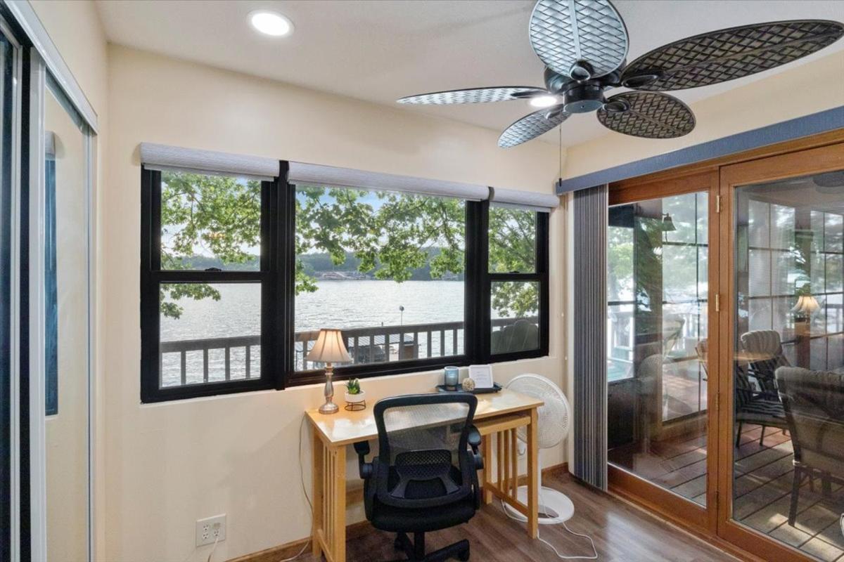 Quiet Cove, Private Dock, Fishing, Swimming, Boat Slip & Kayaks
