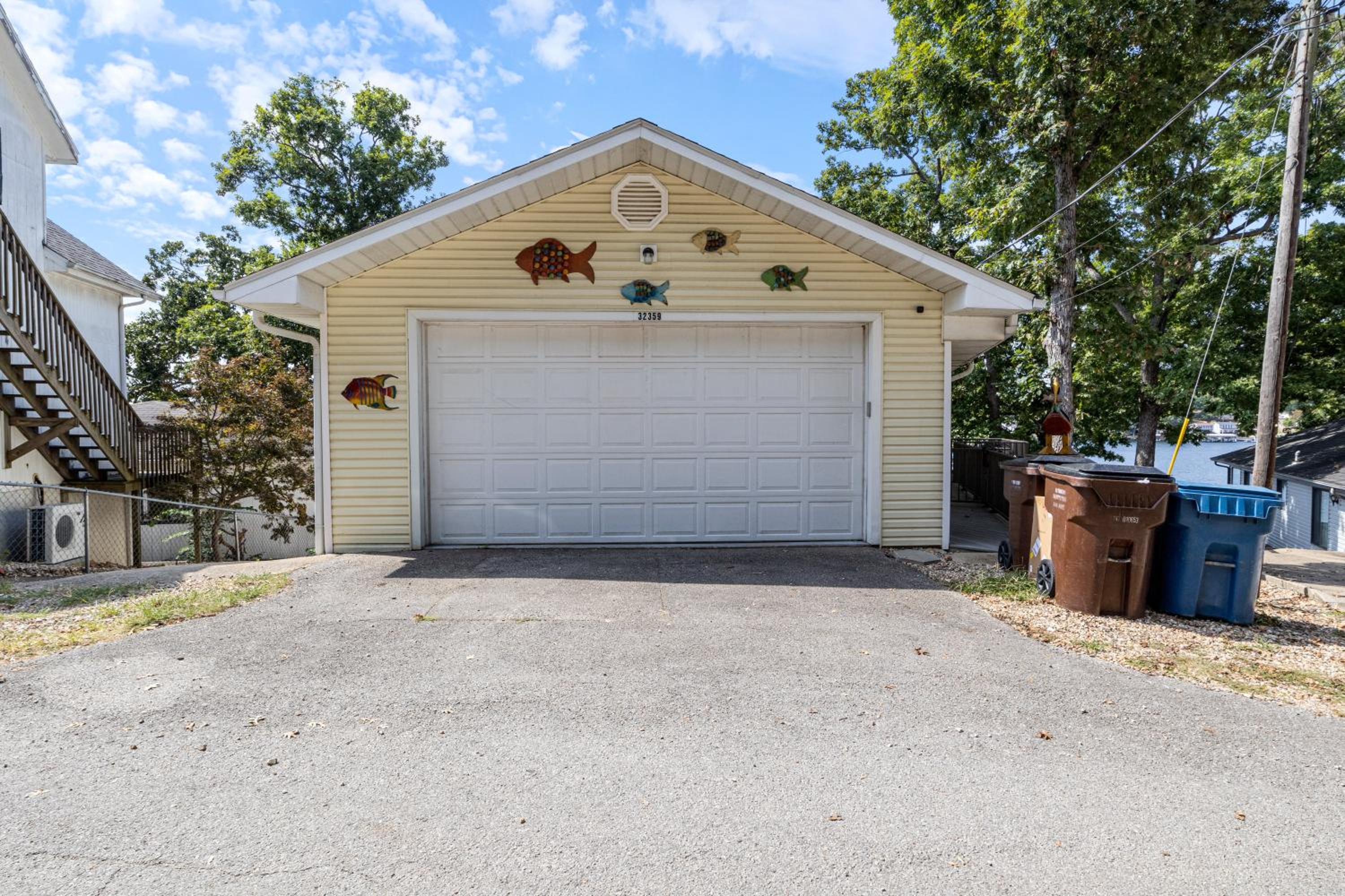 Incredible Views, Spacious Deck, Private Dock, Gas Grill, Games & Cards