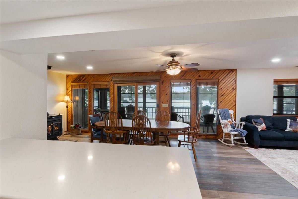 Quiet Cove, Private Dock, Fishing, Swimming, Boat Slip & Kayaks