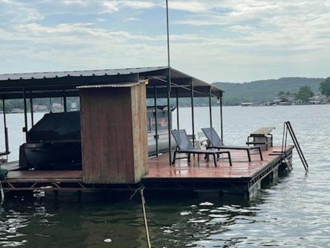 Quiet Cove, Private Dock, Fishing, Swimming, Boat Slip & Kayaks