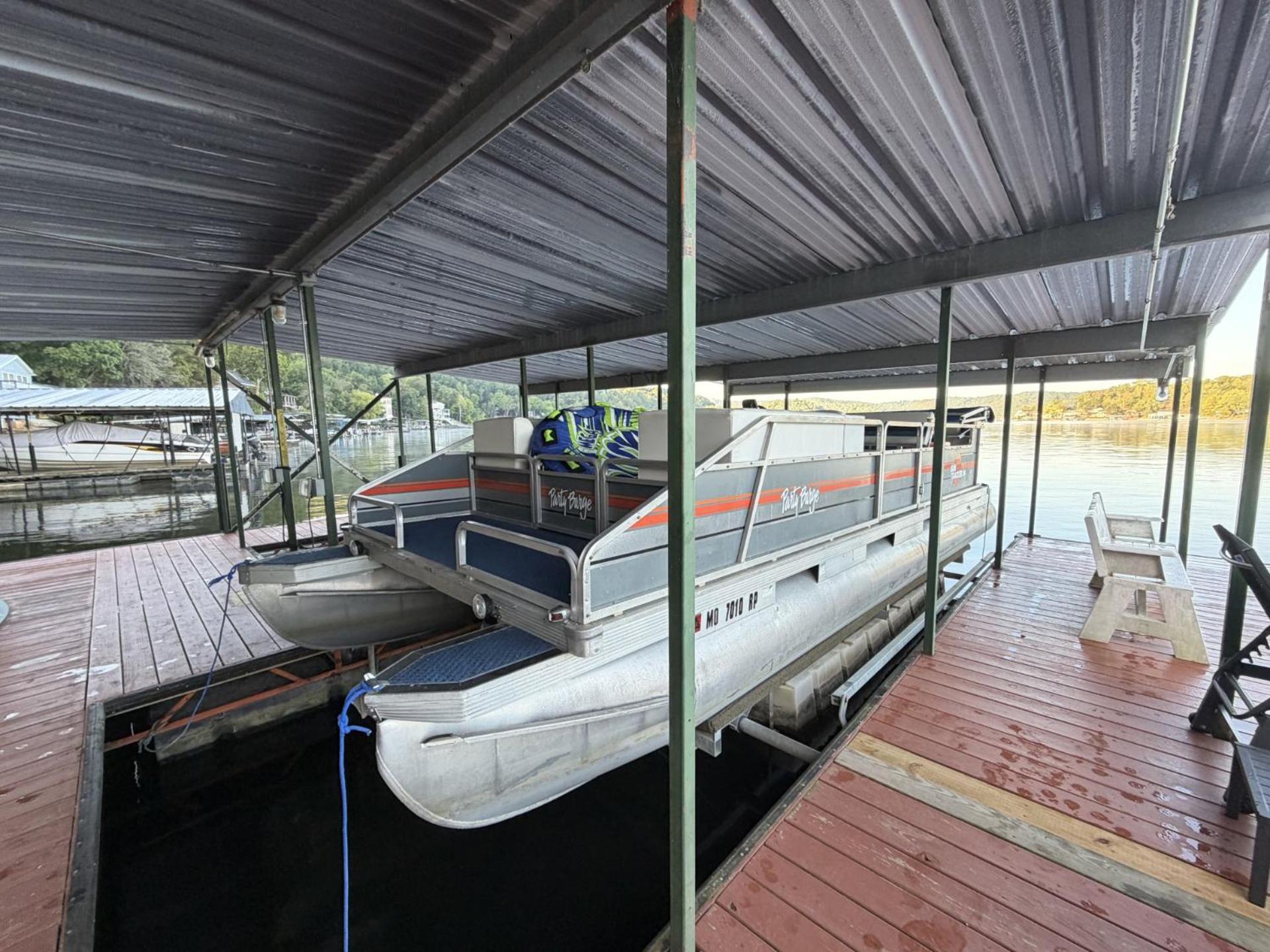 Quiet Cove, Private Dock, Fishing, Swimming, Boat Slip & Kayaks