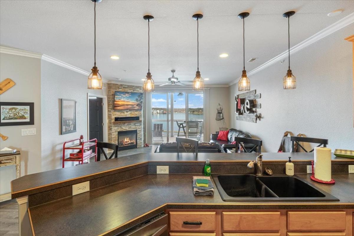 Lands End Condo with Amazing Main Channel Views, 2 Pools, Playground & Boat Slip