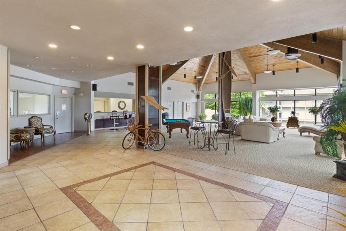 Lands End Condo with Amazing Main Channel Views, 2 Pools, Playground & Boat Slip