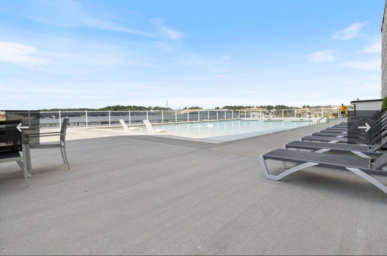 Topsider Condo w/ Stunning Lake Views, Shuffleboard & King Beds