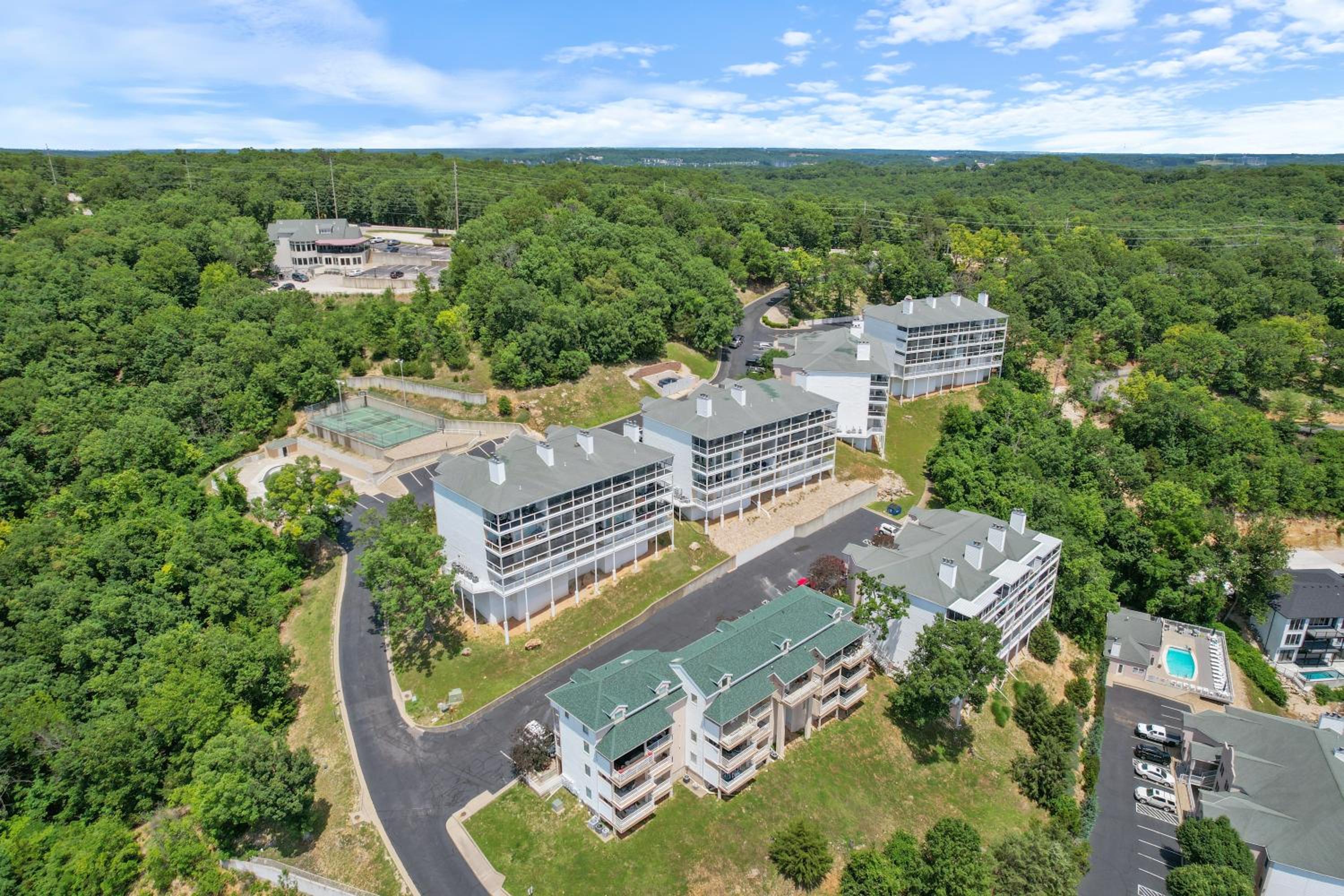 Prime Spot, Breathtaking Views, Nearby Attractions