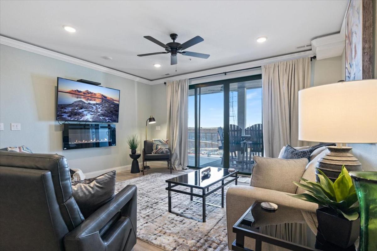 Newly Designed Topsider Condo w/ Beautiful Main Channel Views