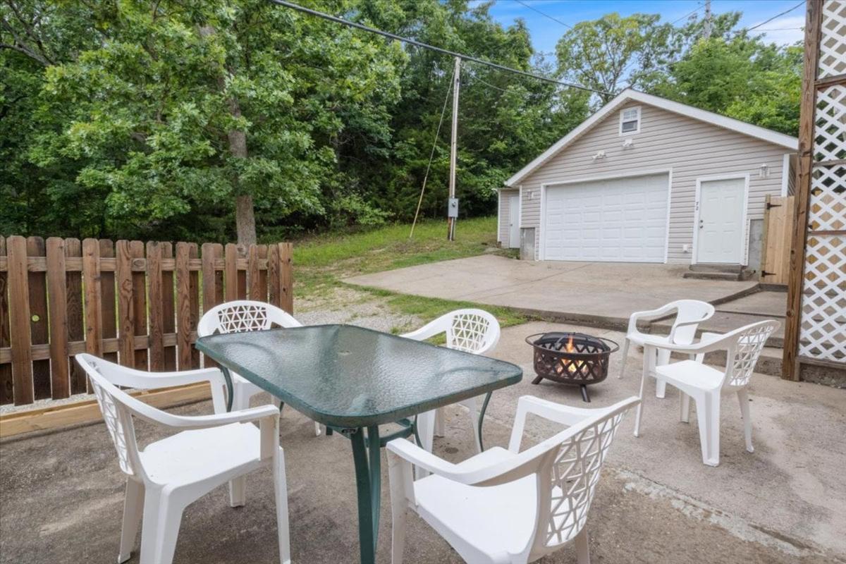 Lakefront Escape, Sunrise Views, Boat Slip & Community Dock Access