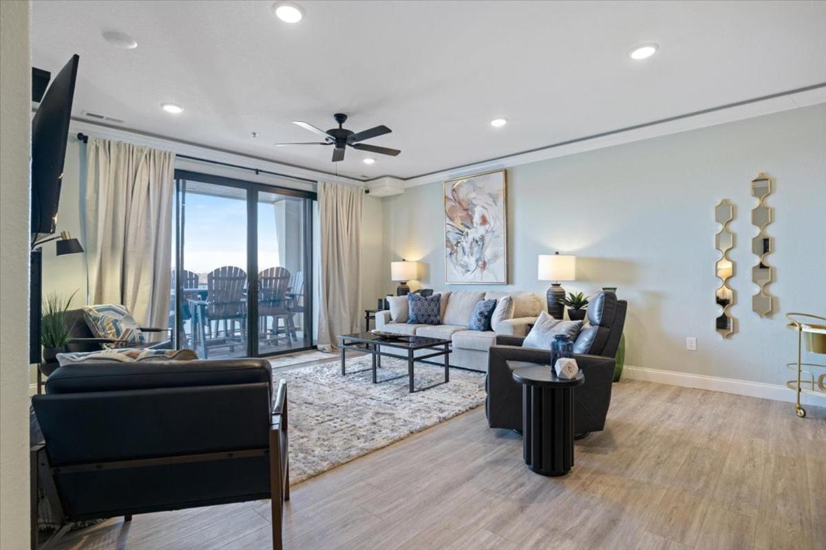 Newly Designed Topsider Condo w/ Beautiful Main Channel Views