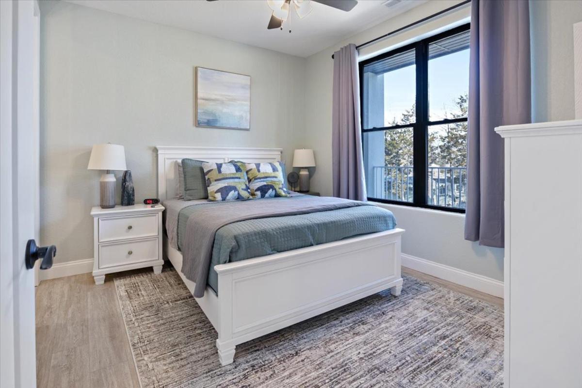 Newly Designed Topsider Condo w/ Beautiful Main Channel Views